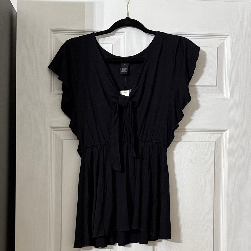 Francesca's Collections Black Ruffle Blouse